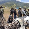 Satgas Ops Damai Cartenz Olah TKP Pembakaran Pesawat Susi Air di Lapter Paro 