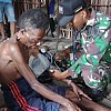 Satgas Pamtas Pos Ubrub Lakukan Pengobatan Keliling di Kampung Umuaf Keerom 