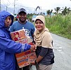 Hypermart dan IJN Salurkan Bantuan bagi Wartawan Korban Banjir di Sentani