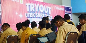 Tryout UTBK SNBT 2024 Ilmupedia dan Ruangguru, Kerjasama Telkomsel dan Kuncie untuk Pelajar Papua