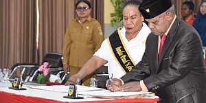 33 Pengurus Pokja Bunda PAUD Puncak Jaya Resmi Dikukuhkan, Bupati Yuni Wonda: Saatnya Bangun Generasi Emas! 33 Pengurus Pokja Bunda PAUD Puncak Jaya Resmi Dikukuhkan, Bupati Yuni Wonda: Saatnya Bangun Generasi Emas!