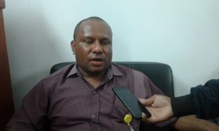 Adolof Ronsumbre: Papua Harus Melihat Papua, Bukan Papua Melihat Jakarta 